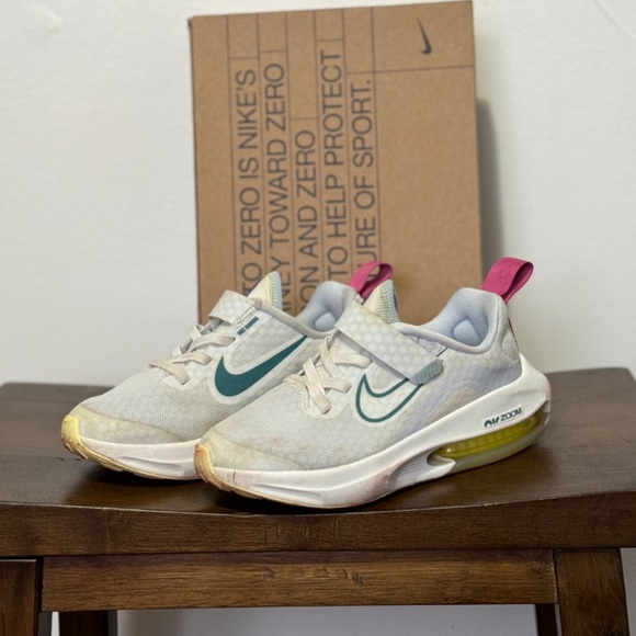 Nike Air Zoom Arcadia 2 - Picture 2 of 10